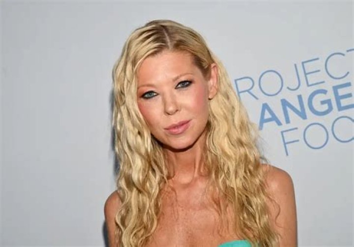 Tara Reid of 'Sharknado' mourns her mother's death